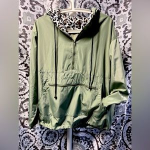 Sage & Leopard 🐆 Pullover!